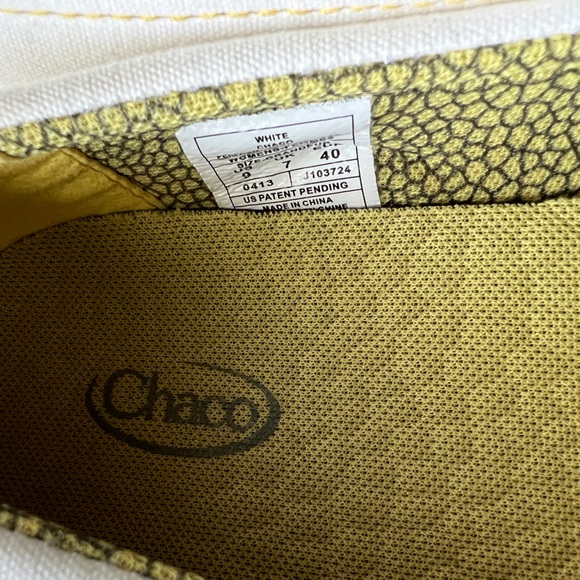 CHACOS white slip ons - Picture 3 of 7